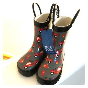 Toddler boys rain-boots size 5/6